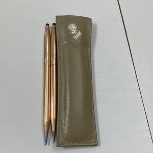 Vintage cross 14 carat gold filled pen and pencil set with cowhide pen purse